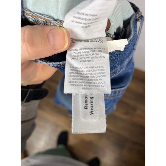 Madewell 10" High-Rise Skinny Jeans: Drop-Hem Edition in Rosecliff Wash. - Picture 12 of 13